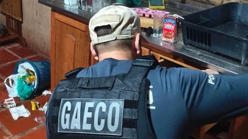 Dezoito suspeitos entram na mira do GAECO em operação contra o PCC no Paraná Imagem referente a Dezoito suspeitos entram na mira do GAECO em operação contra o PCC no Paraná