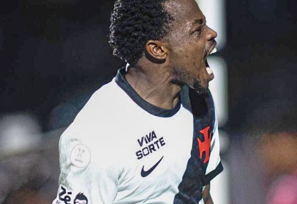 Vasco e Palmeiras avançam e se enfrentam na semi da Copa do Brasil