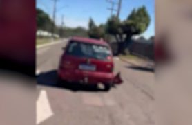 Vídeos mostram motociclista perseguindo Corsa após acidente grave no São Cristóvão em Cascavel Vídeos mostram motociclista perseguindo Corsa após acidente grave no São Cristóvão em Cascavel