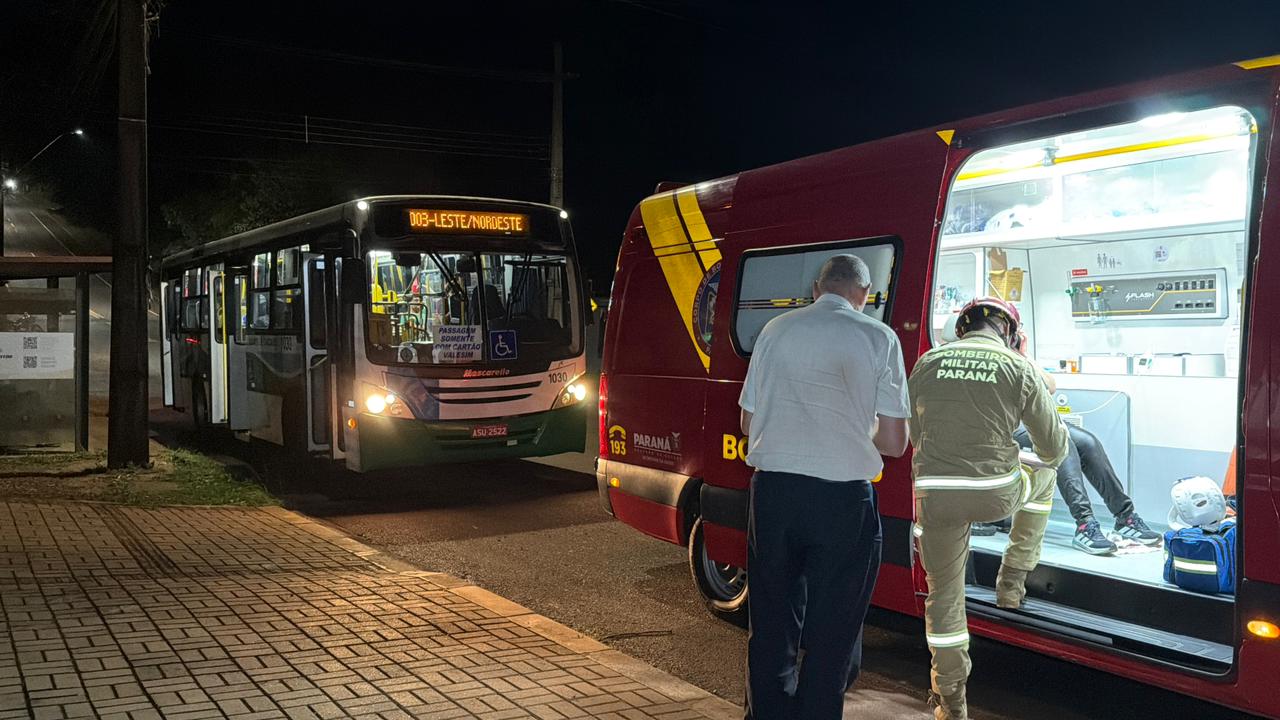 Passageira de 58 anos fica ferida após queda dentro de ônibus de linha em Cascavel