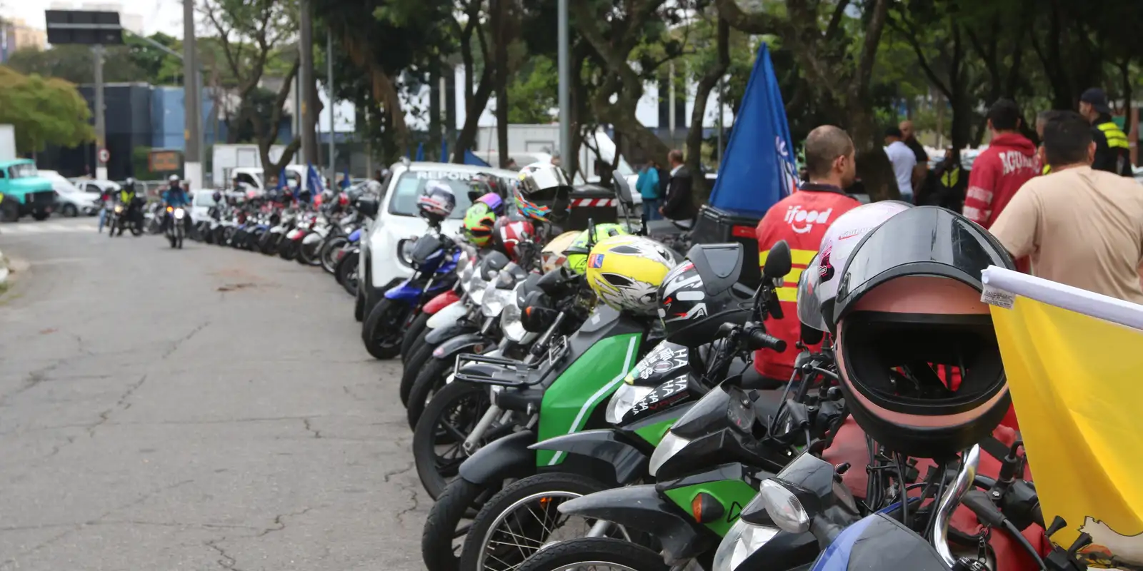 Imagem referente a Apenas 1 em cada 5 motociclistas de app tem cobertura previdenciária