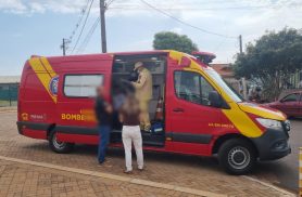Adolescente precisa de atendimento do Siate em escola no Riviera Adolescente precisa de atendimento do Siate em escola no Riviera