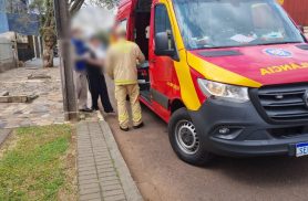Idosa sofre queda e fratura o punho no São Cristóvão Idosa sofre queda e fratura o punho no São Cristóvão