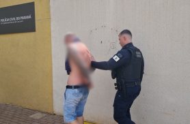 Homem é detido após arrombar casa da ex-companheira e causar violência patrimonial em Cascavel Homem é detido após arrombar casa da ex-companheira e causar violência patrimonial em Cascavel