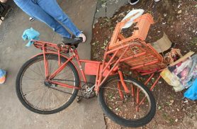 Ciclista fica ferido ao ser atingido por moto na Rua Europa Ciclista fica ferido ao ser atingido por moto na Rua Europa