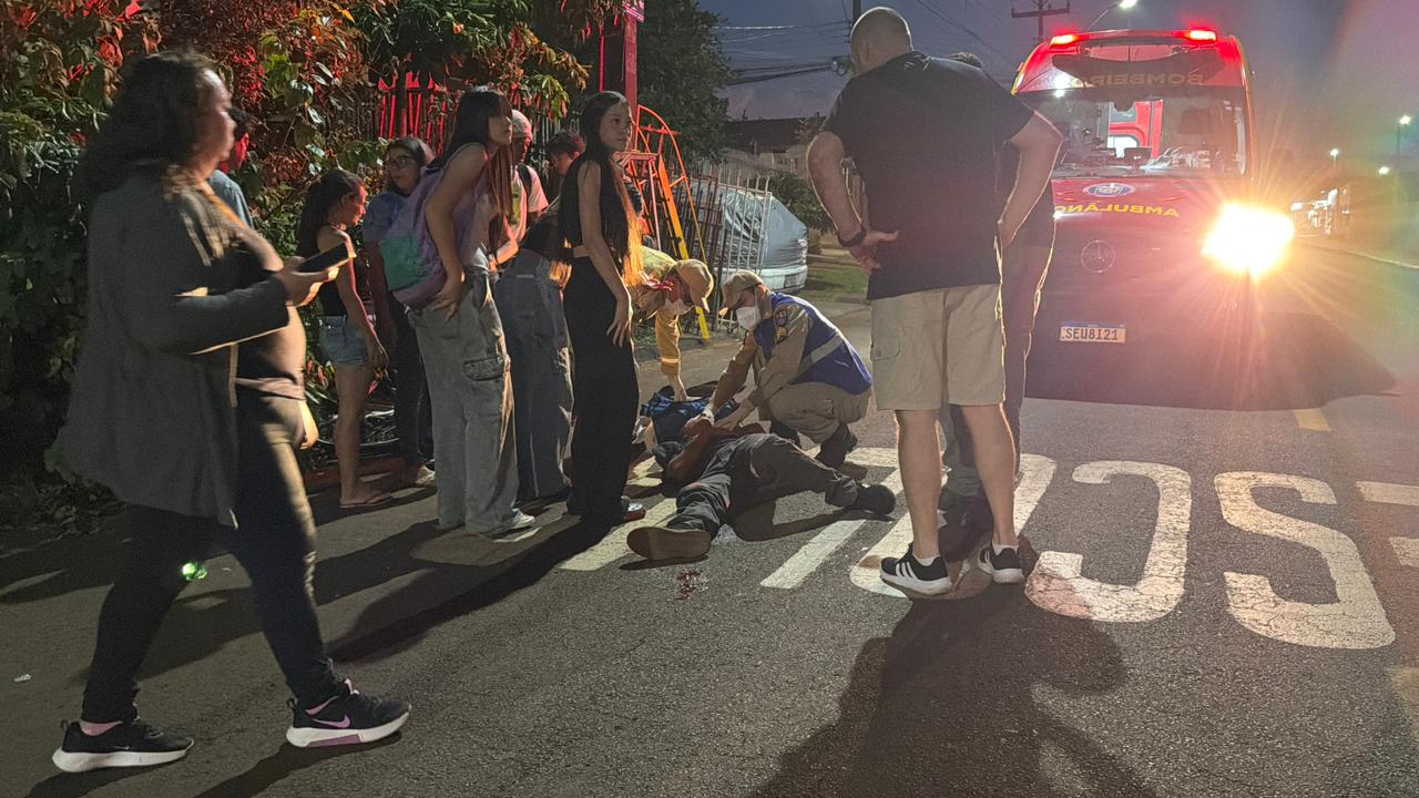 Pneu solto provoca queda e deixa jovem de 16 anos ferido no Bairro Floresta, em Cascavel
