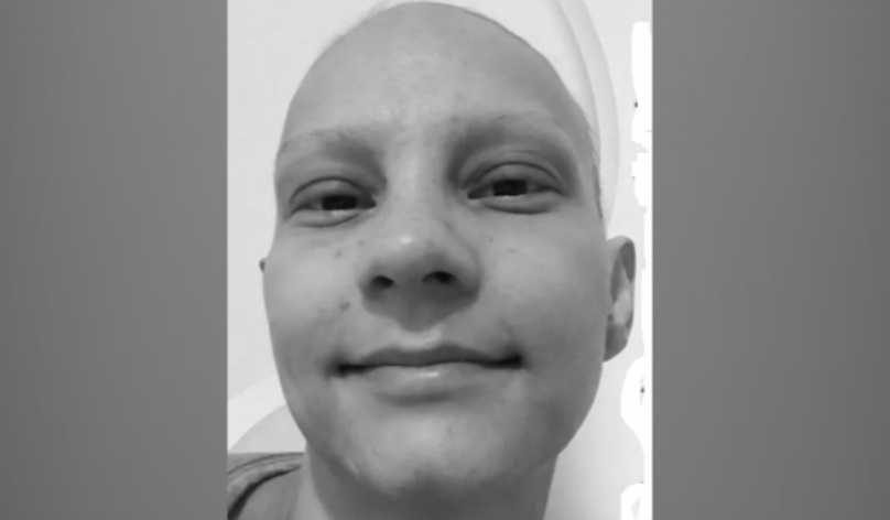Khetrin Sellen: identificada mulher de 35 anos que morreu após câncer em Cascavel Imagem referente a Khetrin Sellen: identificada mulher de 35 anos que morreu após câncer em Cascavel