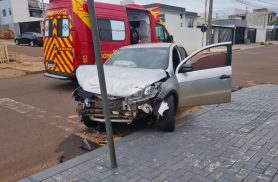Acidente entre Gol e Focus deixa criança ferida no Bairro Esmeralda