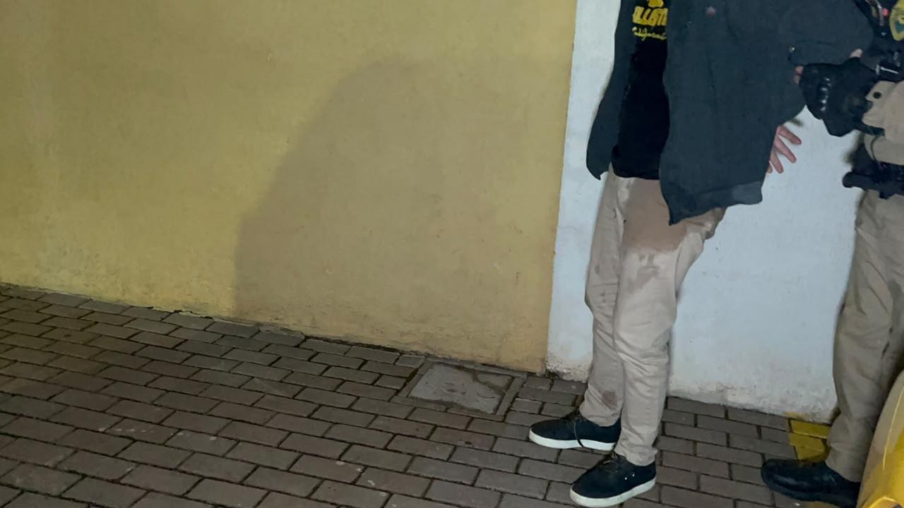 Homem é detido após recusar bafômetro no Centro de Cascavel