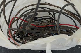 Com fios furtados, adolescente é apreendido no Bairro Cancelli