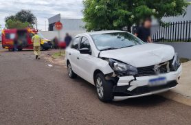 Homem é socorrido pelo Siate após acidente entre Celta e Voyage no Esmeralda Homem é socorrido pelo Siate após acidente entre Celta e Voyage no Esmeralda