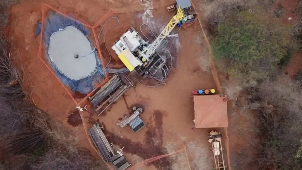Justiça Federal paralisa atividade de mina de lítio em Minas Gerais Imagem referente a Justiça Federal paralisa atividade de mina de lítio em Minas Gerais