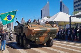 Desfile de 7 de Setembro reúne cerca de 14 mil participantes em Cascavel