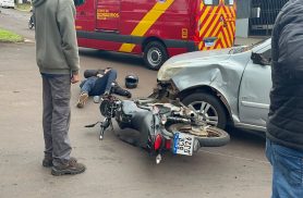 Motociclista fica ferido após colisão com carro na Avenida Brasil Motociclista fica ferido após colisão com carro na Avenida Brasil