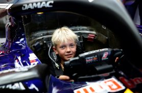 Filho de Kimi Räikkönen é contratado pela Red Bull e inicia caminho rumo à Fórmula 1 Filho de Kimi Räikkönen é contratado pela Red Bull e inicia caminho rumo à Fórmula 1
