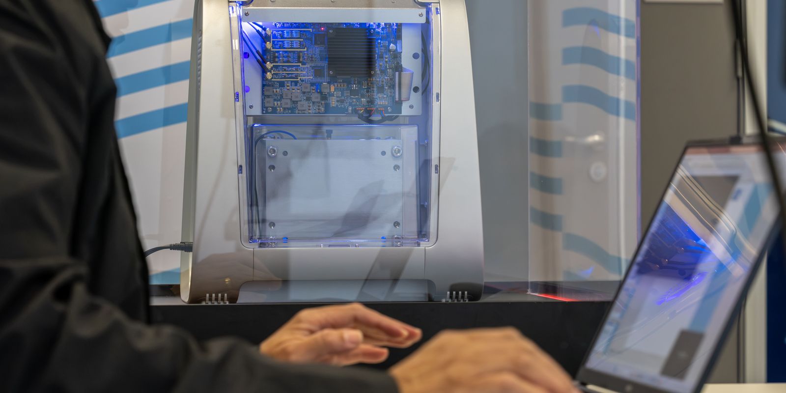 Imagem referente a Novo computador quântico educacional passa a ser usado no Senai