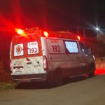 Imagem relativa a Motociclista ferido em colisão com carro deixa local antes do socorro