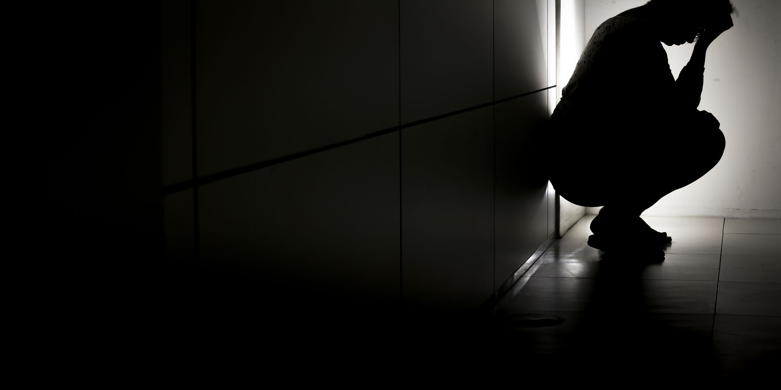 Imagem referente a Prevenção ao suicídio: profissionais de saúde destacam riscos com bets
