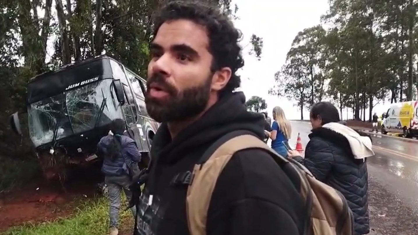 Forte chuva: Motorista chegou a parar antes do acidente mas logo após retornar saiu da pista