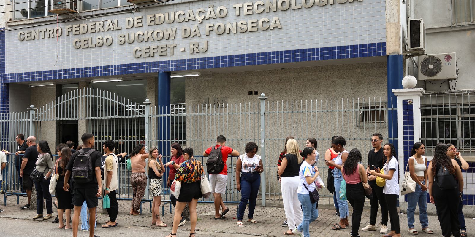 Imagem referente a Enem 2026: candidatos terão transporte gratuito no Rio