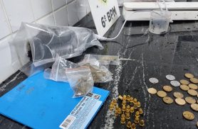Três pessoas são detidas após denúncia de tráfico de drogas no Bairro Floresta, em Cascavel