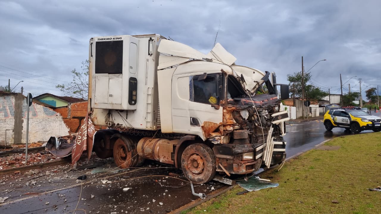 Grave acidente é registrado no Bairro Brasmadeira, em Cascavel