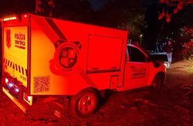 IML retira corpo de idosa assassinada com tiro na cabeça em Cascavel IML retira corpo de idosa assassinada com tiro na cabeça em Cascavel