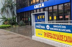 Greve da Caixa continua nesta sexta em Cascavel; proposta final será votada