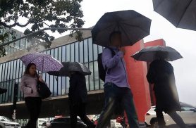 Fim de semana na capital paulista terá chuva forte e rajadas de vento Fim de semana na capital paulista terá chuva forte e rajadas de vento