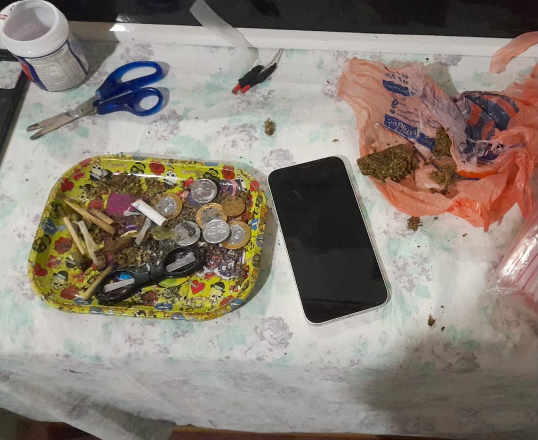 Imagem referente a PCPR e PMPR prendem sete pessoas durante operação contra o tráfico de drogas em Cianorte
