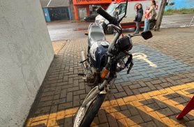 Homem de 33 anos sofre laceração em acidente entre Gol e moto no Loteamento Belmonte