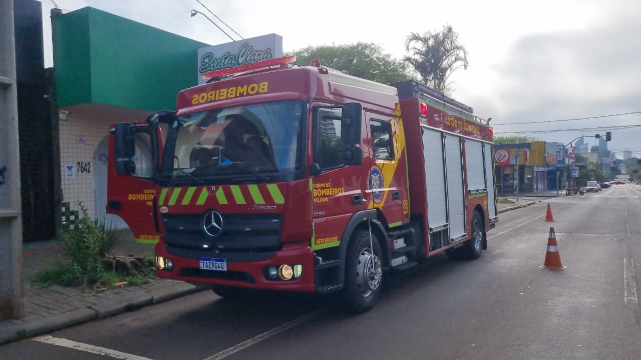 Princípio de incêndio em fritadeira mobiliza Corpo de Bombeiros no Centro de Cascavel
