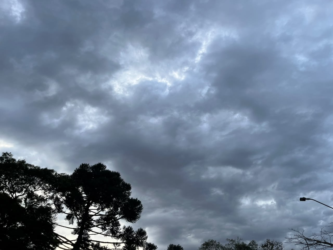 Imagem referente a Simepar aponta 20º de temperatura máxima para esse domingo (13) em Cascavel