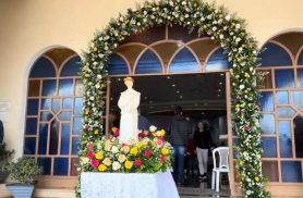 50ª Romaria reúne milhares no Santuário Nossa Senhora da Salette em Braganey 50ª Romaria reúne milhares no Santuário Nossa Senhora da Salette em Braganey