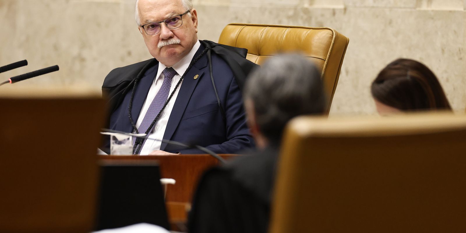Imagem referente a Ex-ministros e sociedade civil divulgam carta em apoio a Fachin 