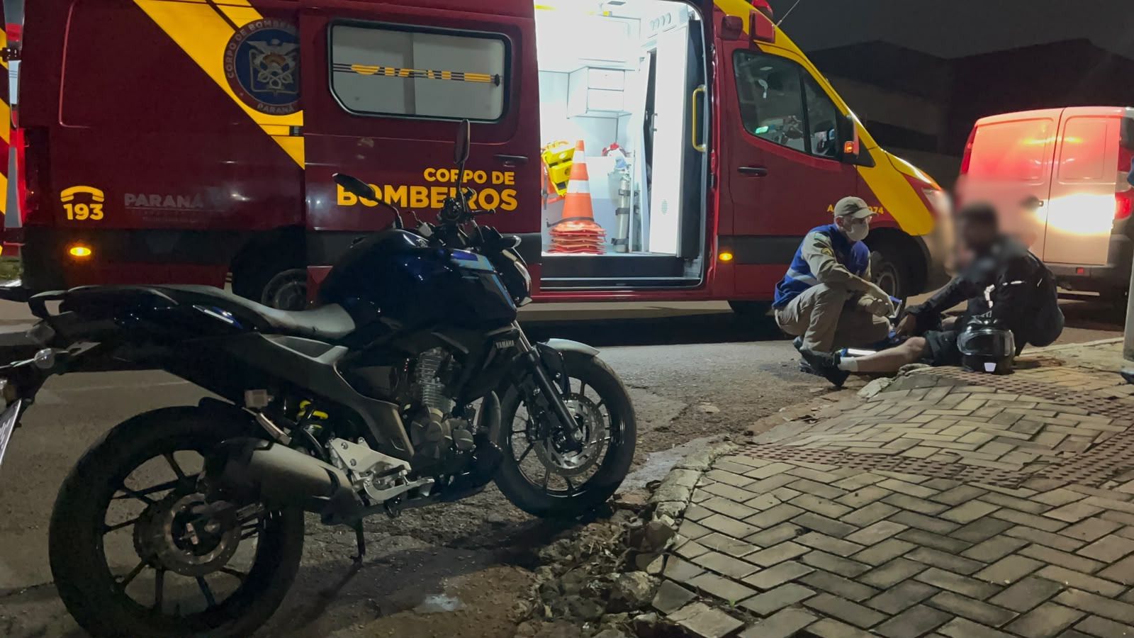 Motociclista fica ferido em acidente nas proximidades do Zoológico