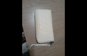 Foi achado bolsa no bairro Centro