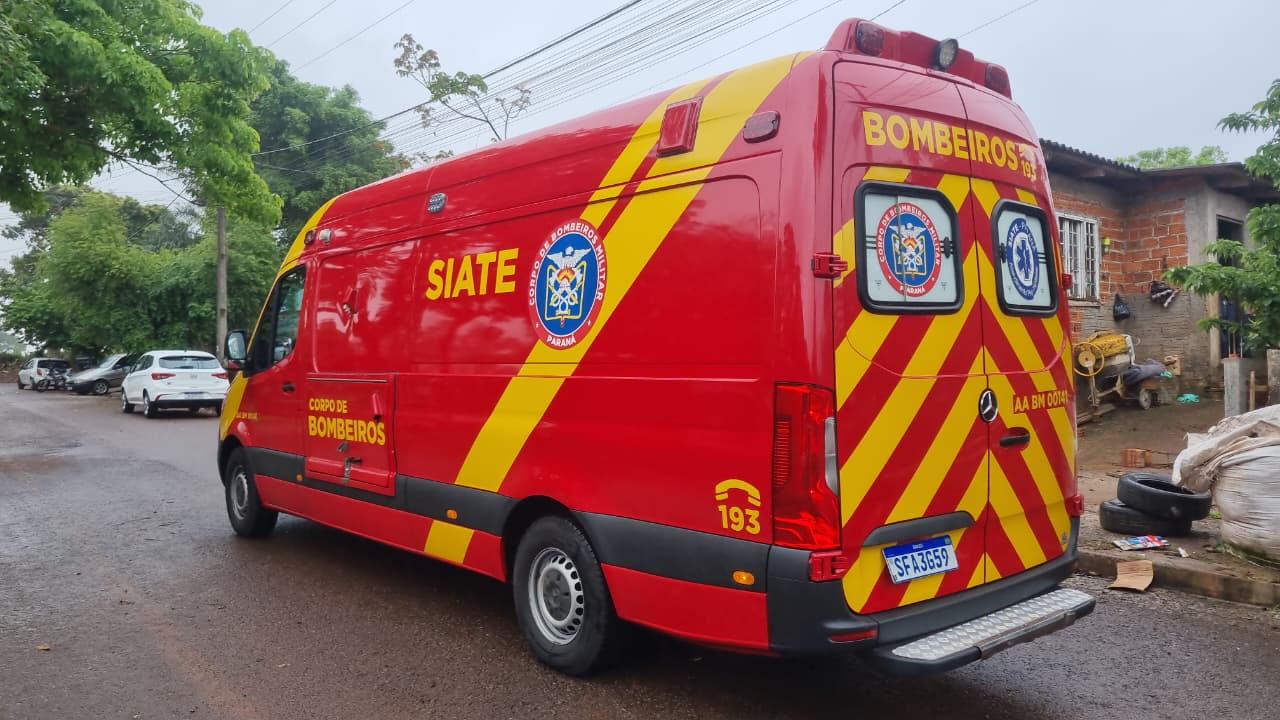 Criança de 6 anos fica ferida após sofrer queda enquanto brincava em Cascavel