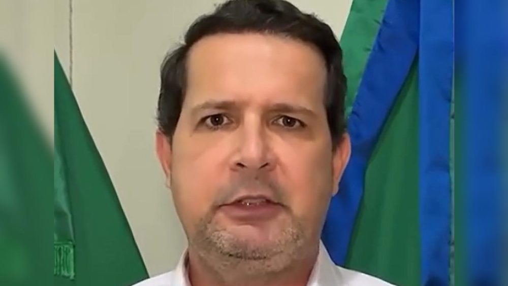 Marcel Micheletto tenta Imagem referente a Marcel Micheletto tenta