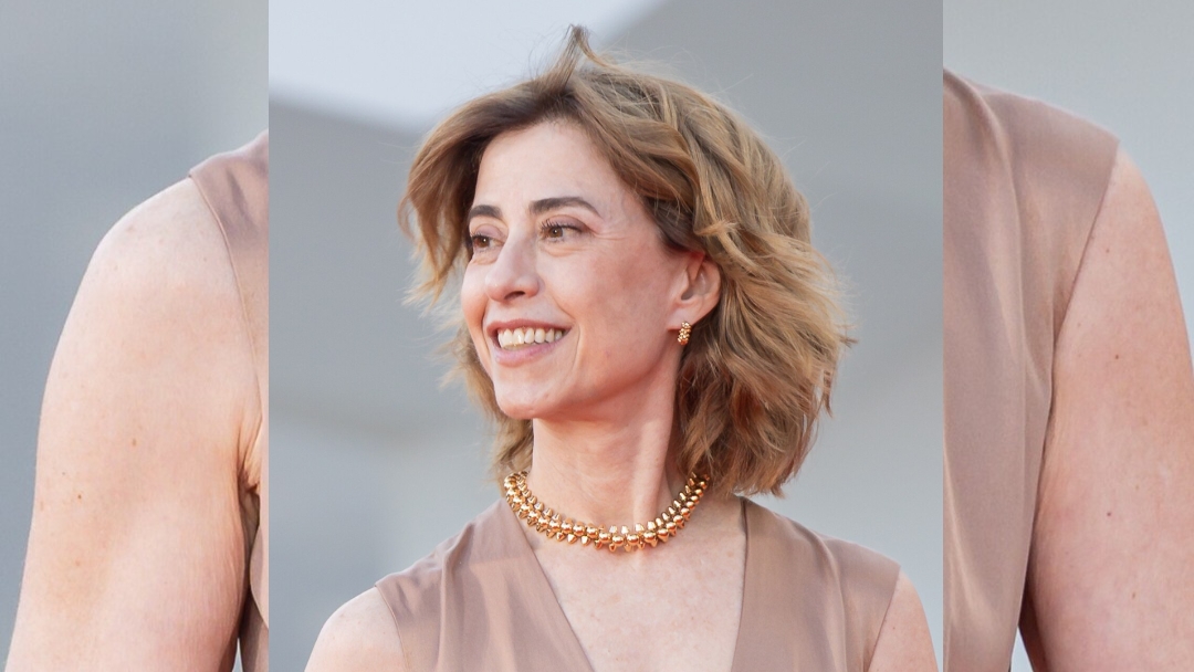 Do humor ao drama, Fernanda Torres completa 61 anos e celebra uma carreira que atravessa gerações Imagem referente a Do humor ao drama, Fernanda Torres completa 61 anos e celebra uma carreira que atravessa gerações
