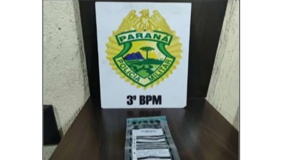 Abordagem da PM termina com apreensão de pedra análoga ao crack em Pato Branco Imagem referente a Abordagem da PM termina com apreensão de pedra análoga ao crack em Pato Branco