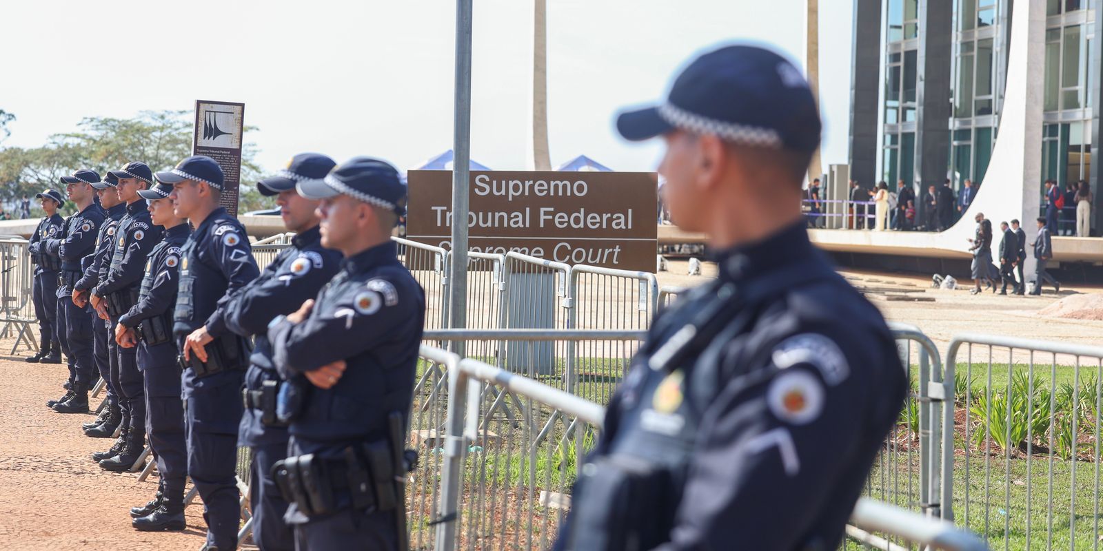 Começa sessão no STF com Mendonça e Moraes no plenário da Corte Imagem referente a Começa sessão no STF com Mendonça e Moraes no plenário da Corte