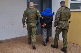 Homem é preso com mais de 112 kg de maconha e haxixe em Santa Tereza do Oeste Homem é preso com mais de 112 kg de maconha e haxixe em Santa Tereza do Oeste