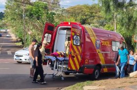 Idosa é atropelada por moto no bairro Tarumã