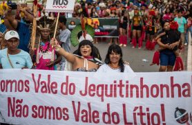 Maioria dos projetos no Congresso ameaçam indígenas, diz pesquisa