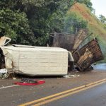 Duas pessoas morrem e três ficam feridas em grave acidente entre Realeza e Planalto Imagem relativa a Duas pessoas morrem e três ficam feridas em grave acidente entre Realeza e Planalto