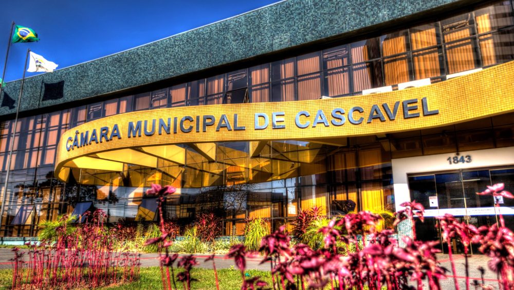 Dinheiro na mão é vendaval? Câmara de Cascavel aprova Semana da Educação Financeira na cidade Imagem referente a Dinheiro na mão é vendaval? Câmara de Cascavel aprova Semana da Educação Financeira na cidade