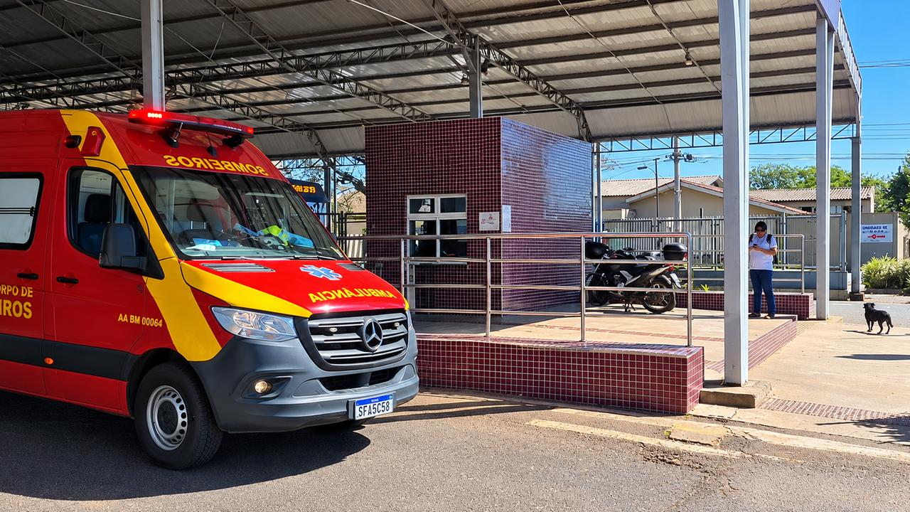 Queda no Terminal Sul de Cascavel deixa homem ferido
