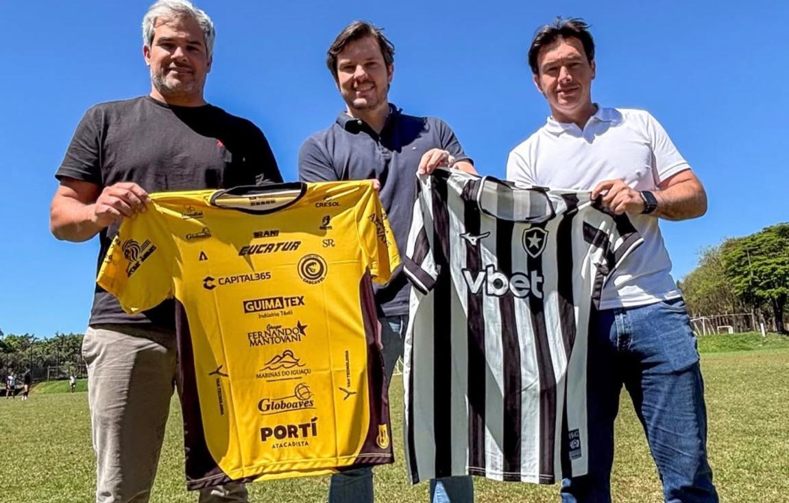 Imagem referente a Piá do Ninho: diretoria do Botafogo monitora promessa do FC Cascavel e deve fazer proposta pelo jovem