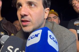 “O Brasil assumiu o papel de otário”, diz Renan Santos em Cascavel